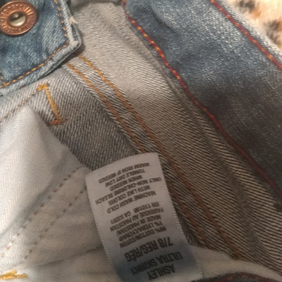 Aeropostale Jeans - Picture 2 of 2